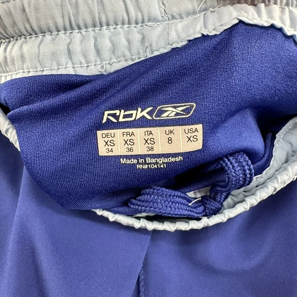 Reebok Shorts Women's‎ 8 Blue Running Shorts Size 8